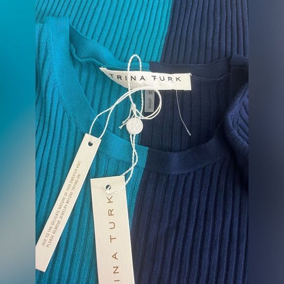 Trina Turk Women's Vivika 1 Crew Neck Top NWT Size M - Picture 8 of 9